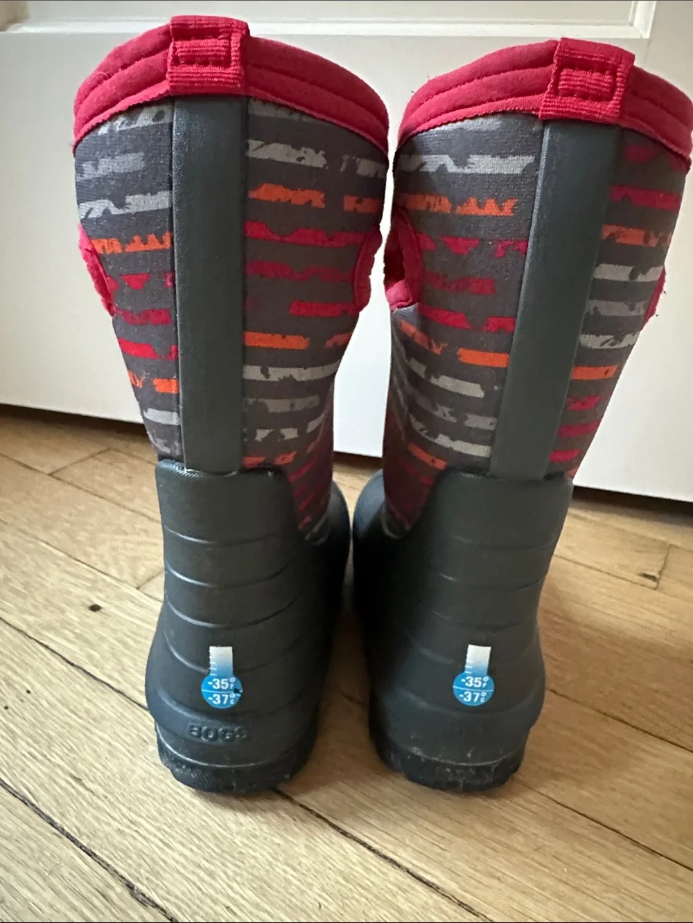 Bogs Pull-On Winter Boots in Gray and Red